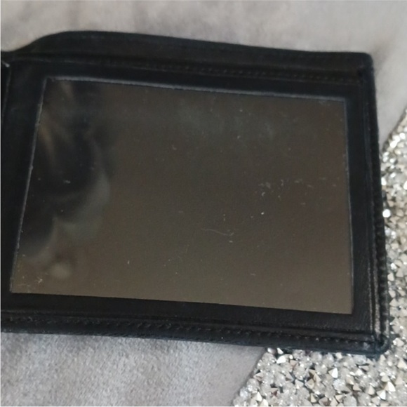 Auth CHANEL Quilted Lambskin Billfold Wallet - Picture 5 of 9